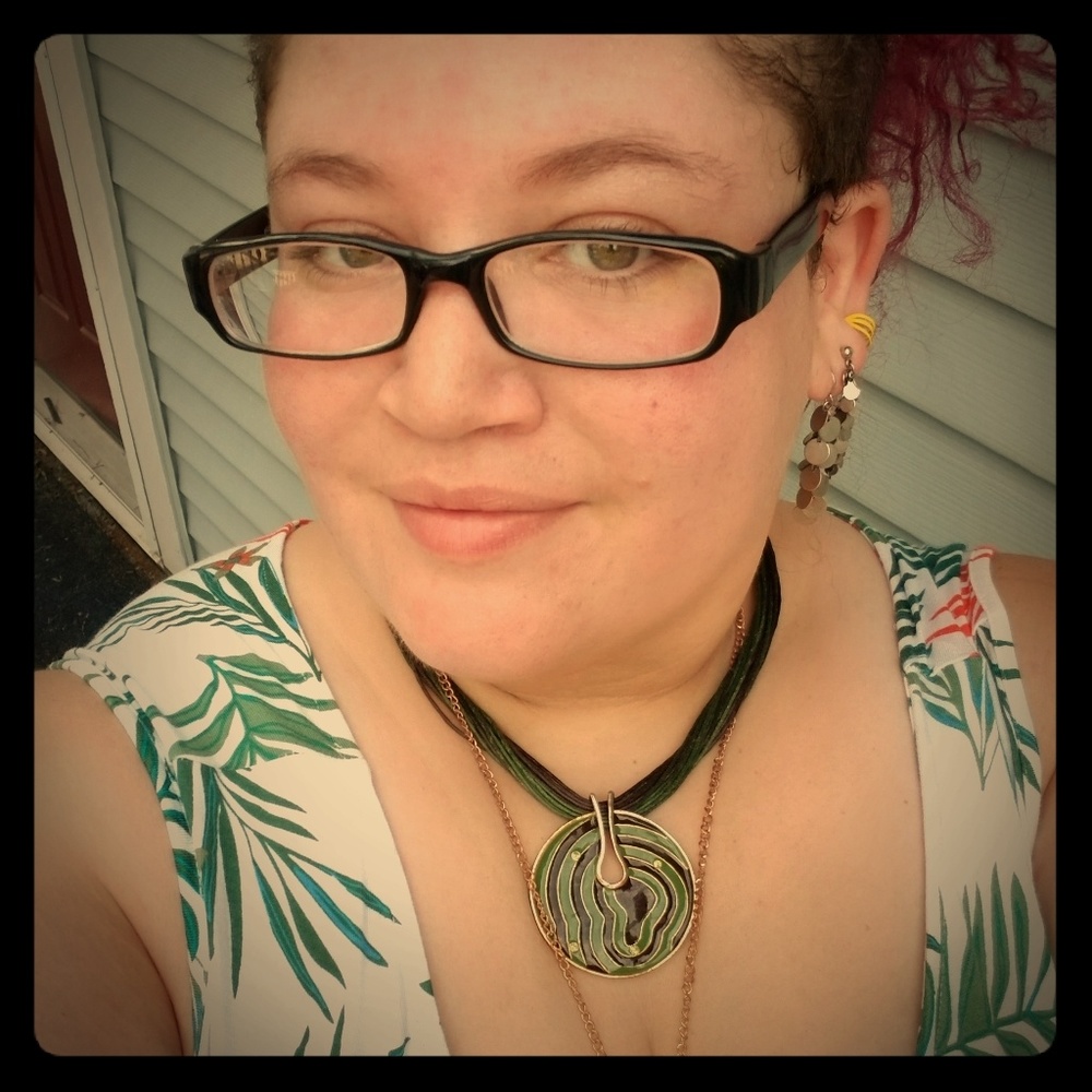 Meet your Posher, Diadina